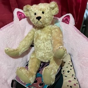 Vintage hunchback stiff bear 1988🙂